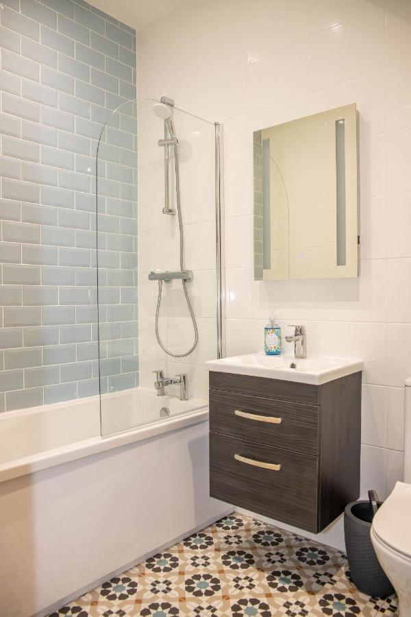 The Kennelman 2 Bedroom Option Алнуик Екстериор снимка